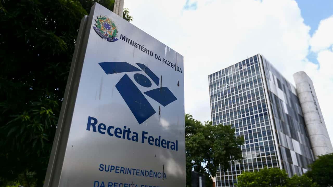 Como declarar um dependente que morreu em 2023 no Imposto de Renda 2024?