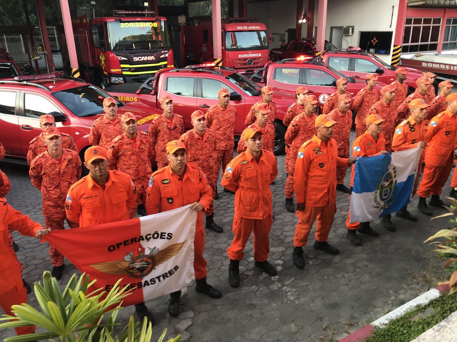 Chuvas no RS: Bombeiros de todo o Brasil pedem à FAB envio de ajuda