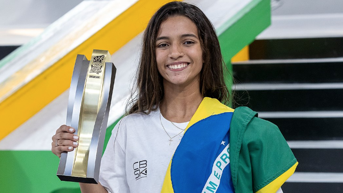 Rayssa Leal conquista etapa do Pré-Olímpico de Skate