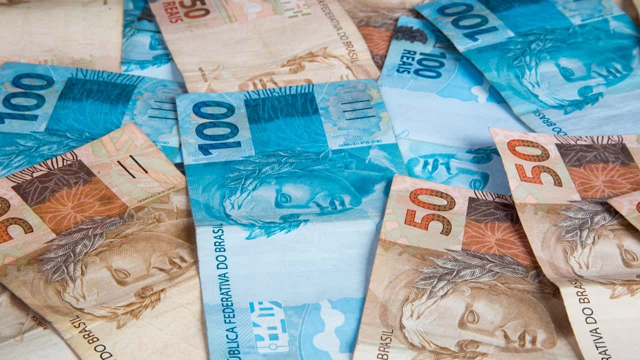 Justiça libera R$ 2 bilhões atrasados do INSS; veja se tem direito