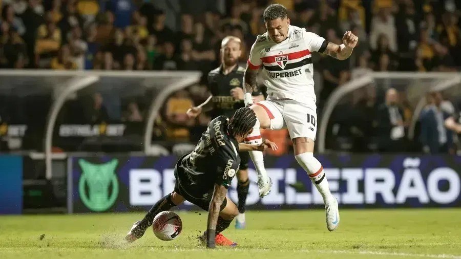 No apagar das luzes, São Paulo empata com Criciúma no Brasileirão