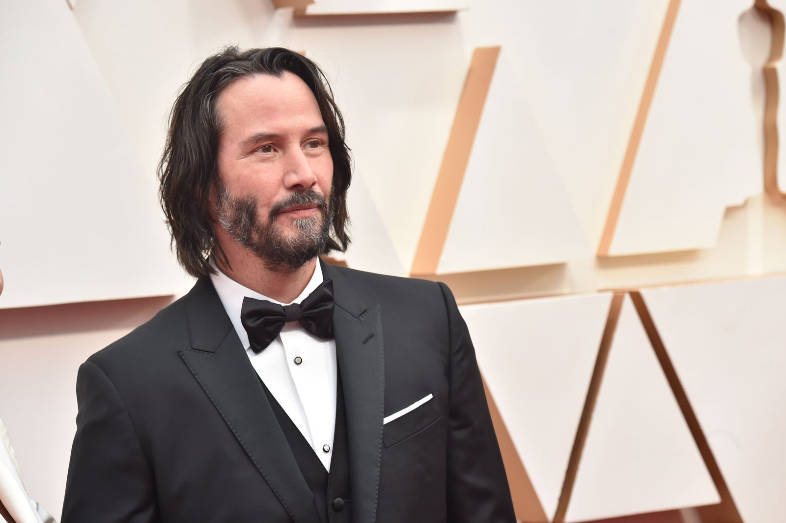 Polícia do Chile encontra Rolex roubado da casa de Keanu Reeves em Los Angeles