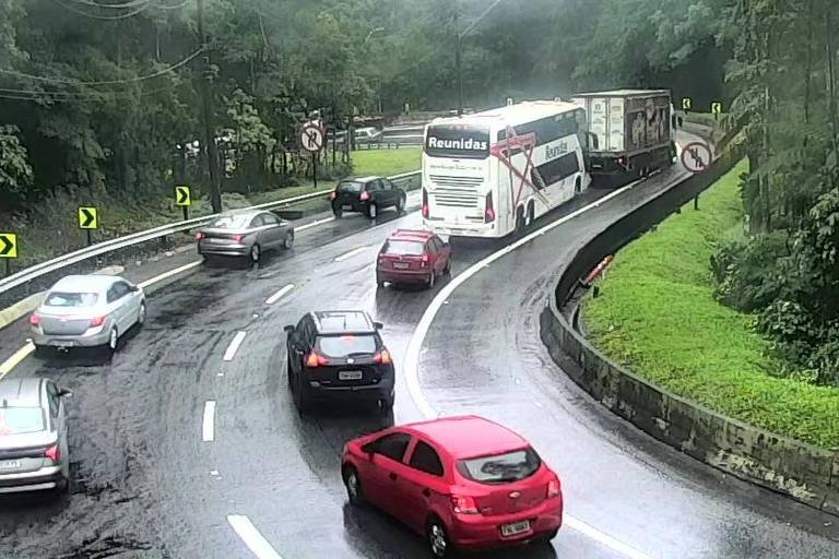 Saída para o Ano Novo tem quase 40 km de lentidão em SP – 27/12/2024 – Cotidiano